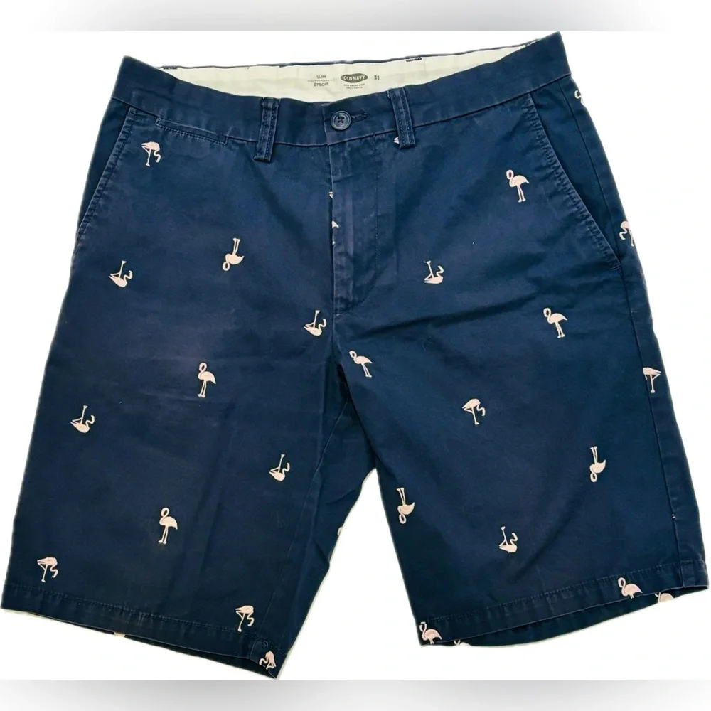 🦩Old Navy Chino Men’s Shorts with Fun Embroidered Flamingos 🦩